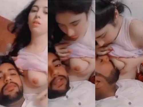 Horny Pakistani Girl Boobs Sucked By Boyfriend